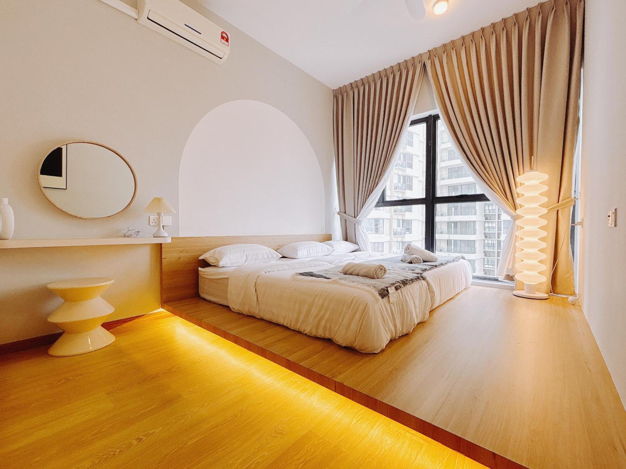 Scenic Country Garden Danga Bay By Lions Bay Apartment Johor Bahru Room photo